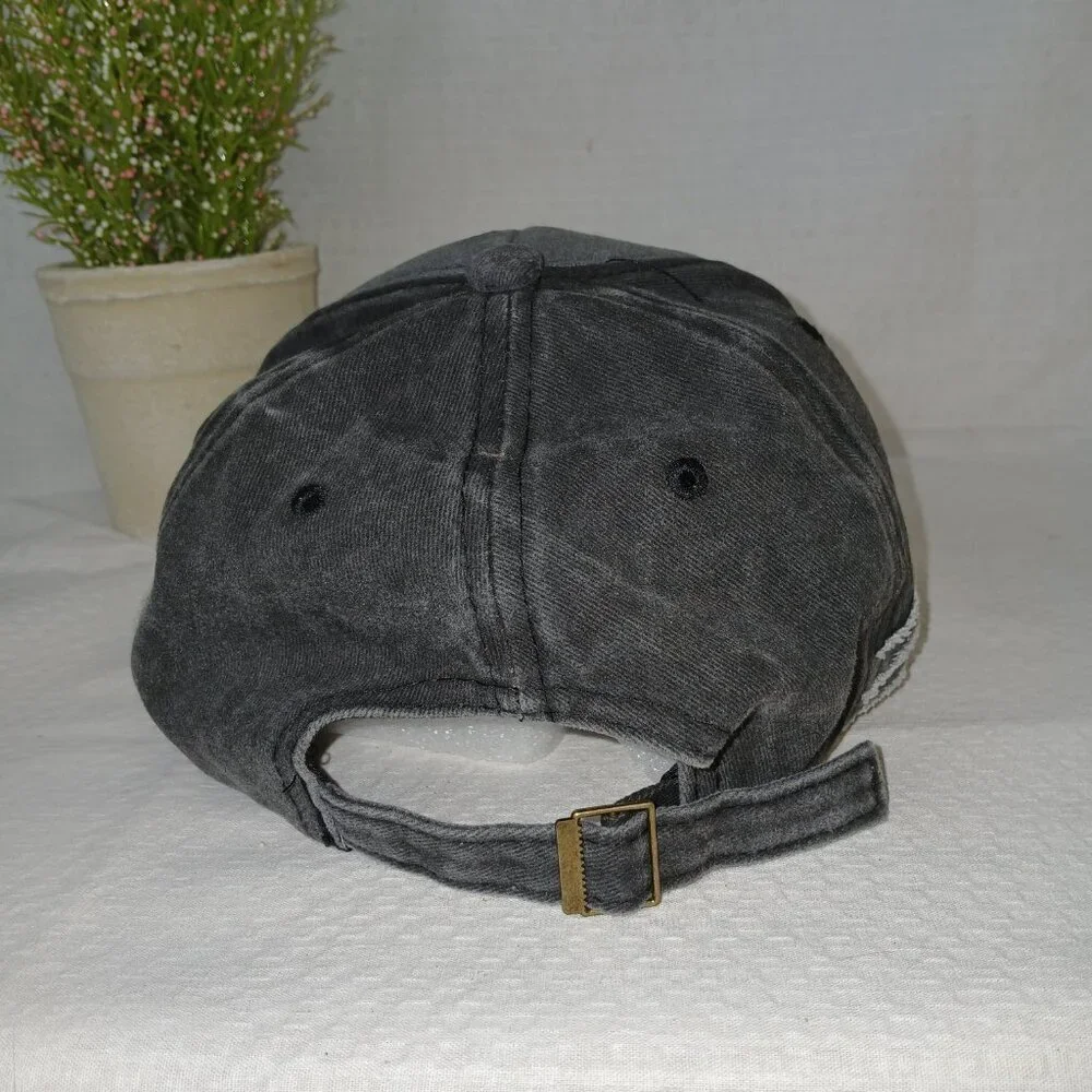 BLACK LABEL DISTRESSED INDIAN DAKOTA HAT, BASEBALL CAP.  BLACK, NWOT